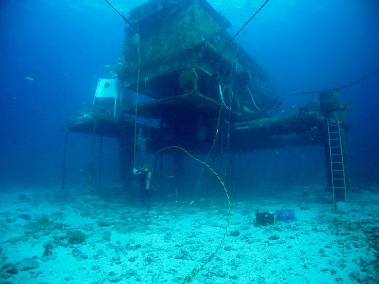 Podwodna baza naukowa amerykańskiego instytutu NOAA - Aquarius Reef Base w archipelagu Florida Keys