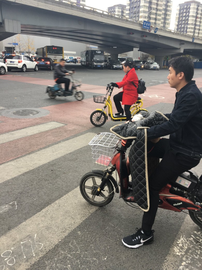 Ocieplacz dla motocyklistów, północne Chiny