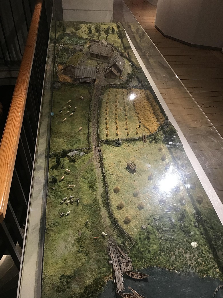 Miniaturowy model gospodarstwa z epoki brązu