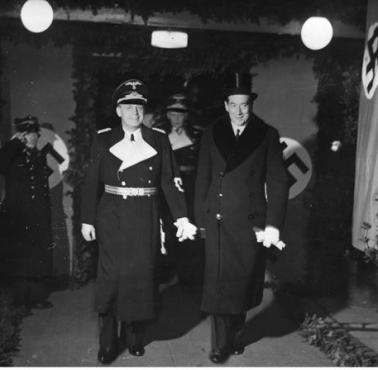 "Po odpowiedź ostateczną przyjeżdża do Warszawy Ribbentrop 25 stycznia 1939 r. (...) To „nie”, które usłyszał w Warszawie ....