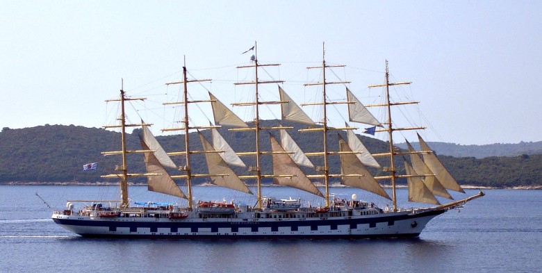 SV Royal Clipper – największy żaglowiec świata (133,22 m długości). Statek powstał w Stoczni Gdańskiej