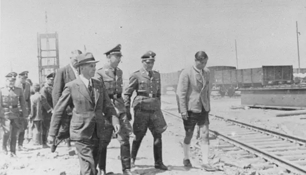 4 III 1941 z raportu szwajcarskiego Czerwonego Krzyża po wizycie Reichsführera-SS Heinricha Himmlera w Niemieckim ...