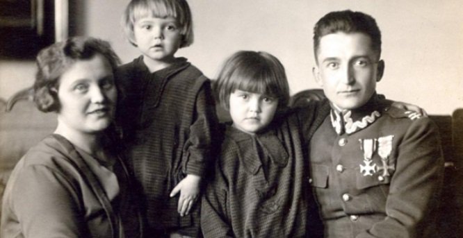 16 IV 1952 Maria Gurowska córka Moryca i Frajdy, skazuje na śmierć Śp.Gen. Augusta Emila Fieldorfa ps.Nil