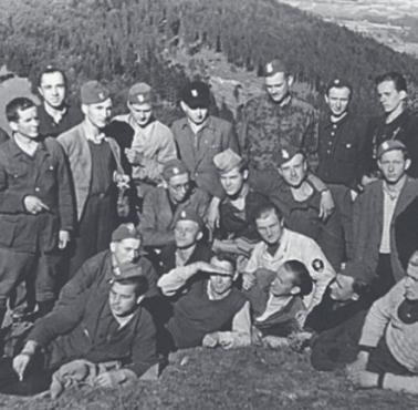 26 IV 1945r. Żołnierze Okręgu Kraków AK uwalniają kilkudziesięciu więźniów z UB-eckich kazamatów w Miechowie