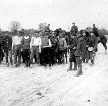 28 IV 1946r. polscy powstańcy z III Brygady Wileńskiej NZW i VI Brygady Wileńskiej AK rozbijają w miejscowości ...