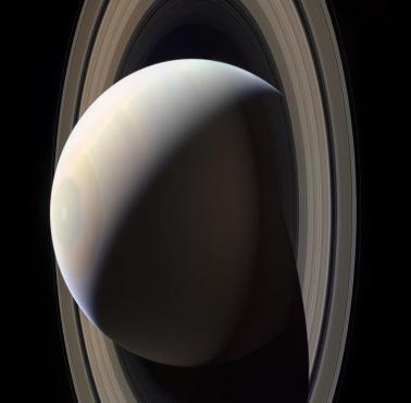 Zdjęcie Saturna zrobione przez sondę Cassini NASA