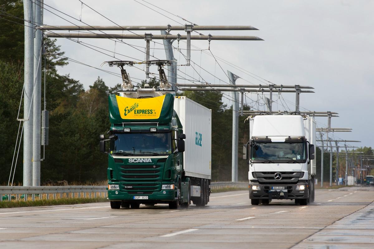 Pierwsza na świecie droga elektryczna w pobliżu miasta Gävle w środkowej Szwecji