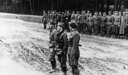 21 II 1945 Polscy Powstańcy z Oddziału Śp.Kpt.Józefa Zadzierskiego Wołyniaka