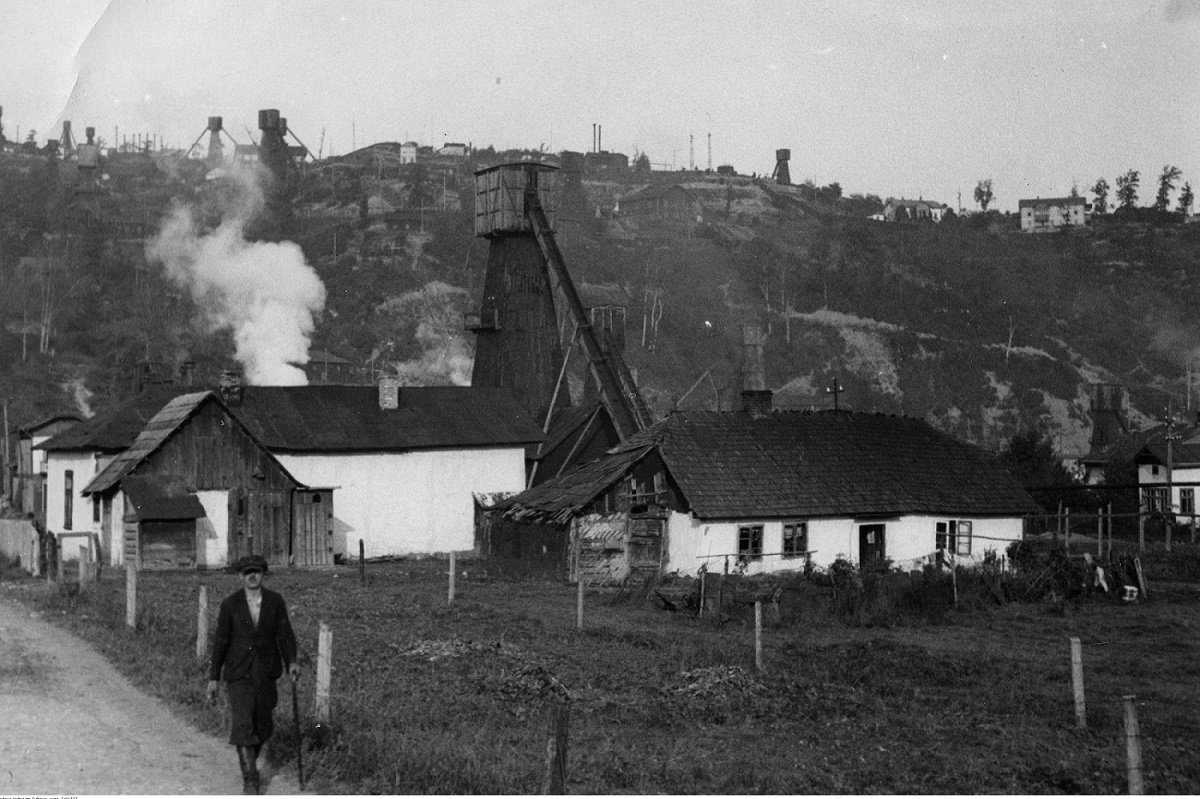 1932. Borysławsko-Drohobyckie Zagłębie Naftowe w Małopolsce Wschodniej. Największy rejon wydobycia ropy naftowej ...