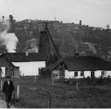 1932. Borysławsko-Drohobyckie Zagłębie Naftowe w Małopolsce Wschodniej. Największy rejon wydobycia ropy naftowej ...