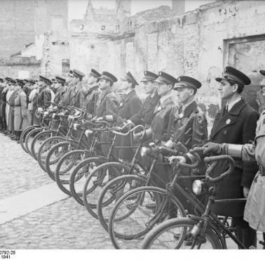 Raport "Delegatury Rządu na Kraj" z 1 VIII 1941 "Żydzi stoją wszystkimi swoimi sympatiami  po stronie bolszewickiej ..."