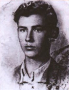 24 VII 1950 w Jabłonowie, osaczony przez UB ginie z bronią w ręku 16 letni Wyklęty Harcerz Eugeniusz Ołów Tadeusz