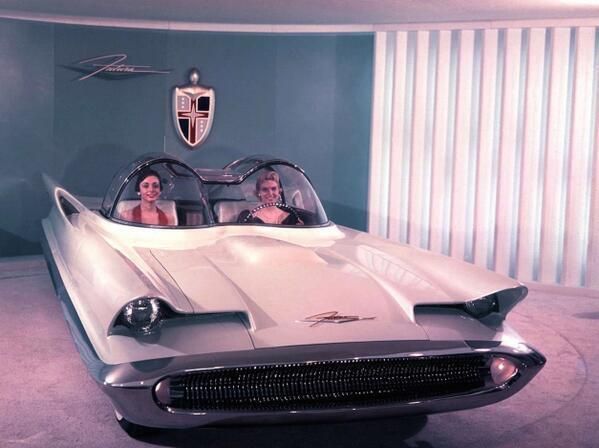 Odrzucony prototyp Lincoln Futura z 1955 roku, który w 1966 roku stał się Batmobilem