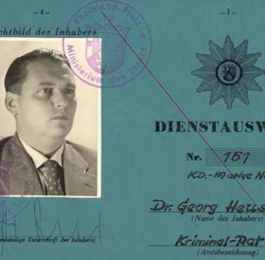 Georg Heuser-Komendant Krajowego Urzędu Policji Kryminalnej w Nadrenii-Palatynacie, jeden z szefów "Einsatzkommando" i ...
