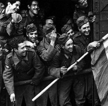 Włosi zaczęli krzyczeć Viva Polonia, zszokowali Niemców broniąc Polaków, Żydów i jeńców sowieckich, 09.1941, Suwałki