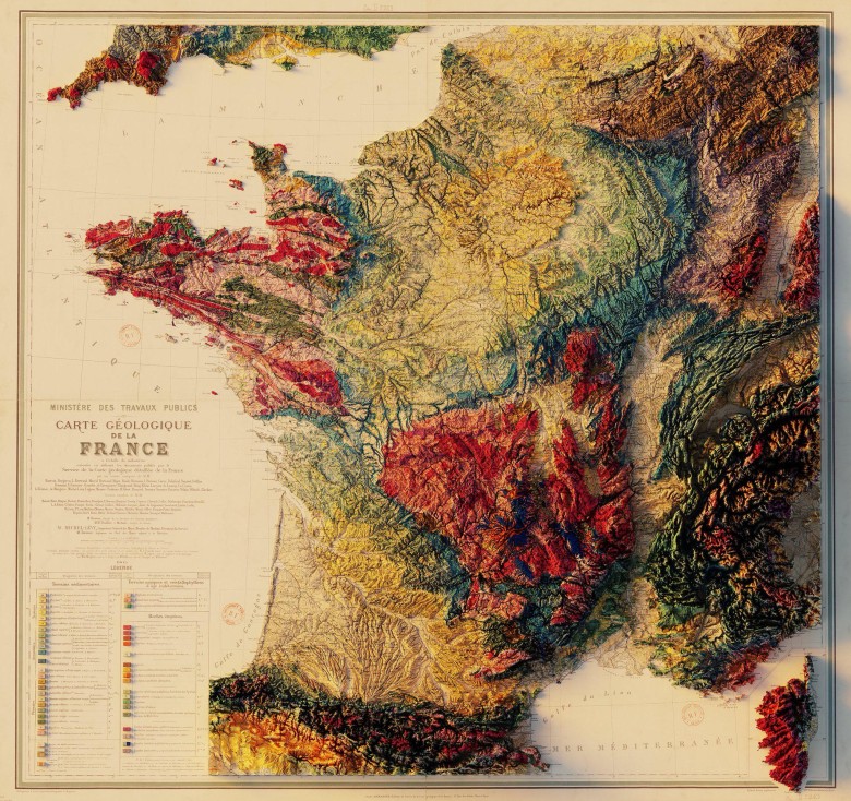 Geologiczna mapa Francji (reliefowa)