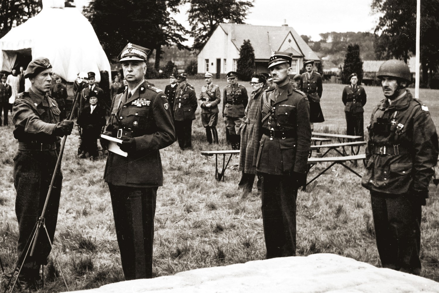 Powiedzieć mogę jedynie, że w swoim czasie zrobię wszystko, by nie stać się współwinnym ... gen. K. Sosnkowski
