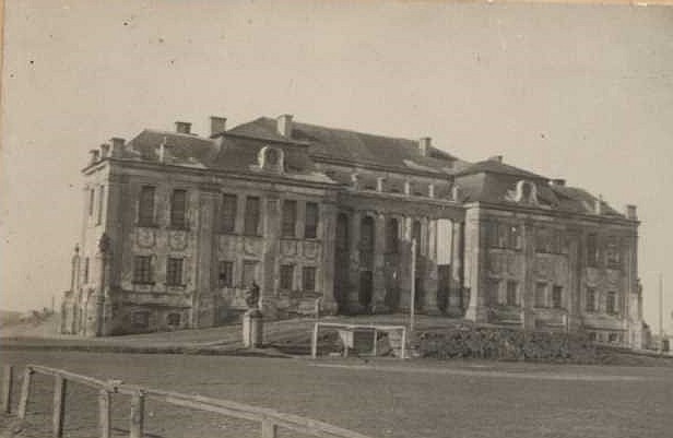 Kresy Wschodnie - pałac Lubomirskich w Równem