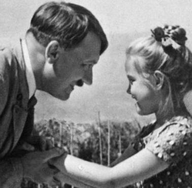 Adolf Hitler z dziewczynką żydowskiego pochodzenia Rosą Nienau