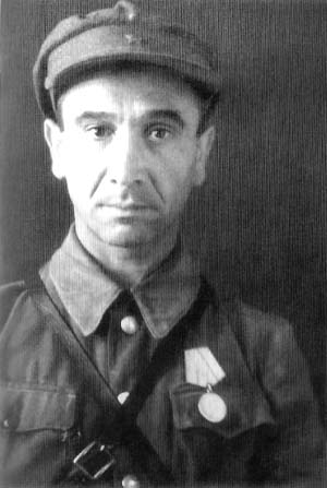 16 IX 1943 Komenda Główna AK wydała rozkaz o : zwalczaniu,wyniszczających Polską ludność band komunistycznych i rabunkowych.