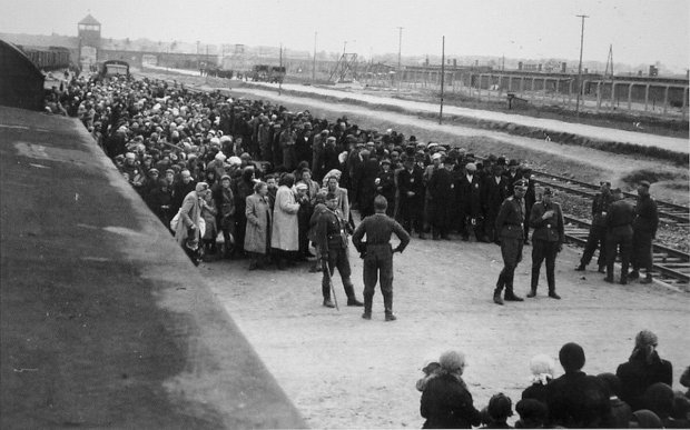 Ordnung muss sein czyli kierownik działu gospodarczego KL Auschwitz SS-Sturmbannführer Wilhelm Burger