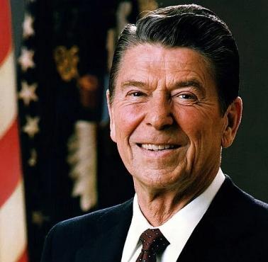 "Rodacy, miło mi oznajmić, iż podpisałem ustawę na zawsze delegalizującą istnienie Związku Sowieckiego. Za pięć ..." R.Reagan