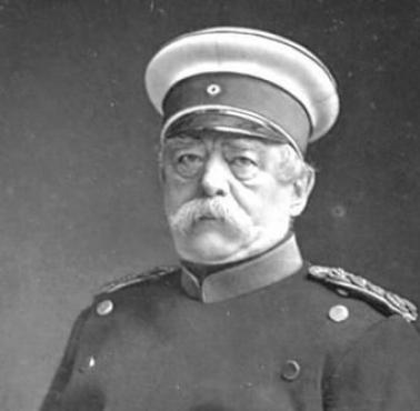 Ten niesamowity Bismarck.