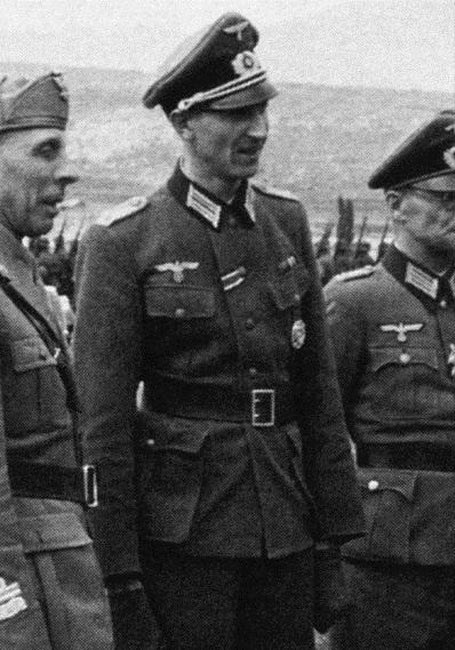 Kurt Waldheim, w latach 1972-81 sekretarz generalny ONZ, a później w latach 1986-92 prezydent Austrii. Czarnogóra, maj 1943