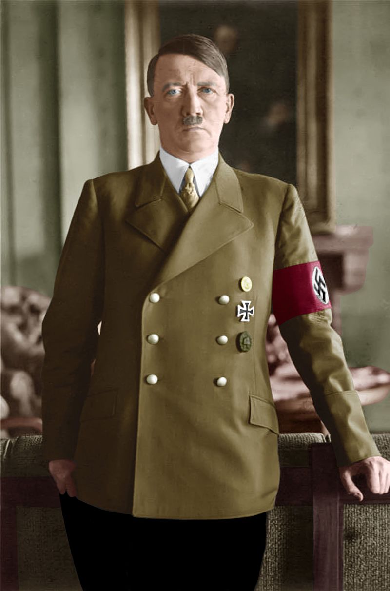 Żaden naród nie żyje dłużej niż materialne świadectwa jego kultury Adolf Hitler