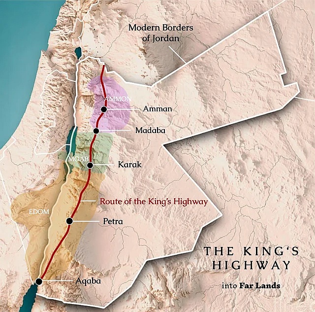 Trasa King's Highway przez Jordanię, odwieczny szlak handlowy wijący się obok zamków krzyżowców, nabatejskich grobowców