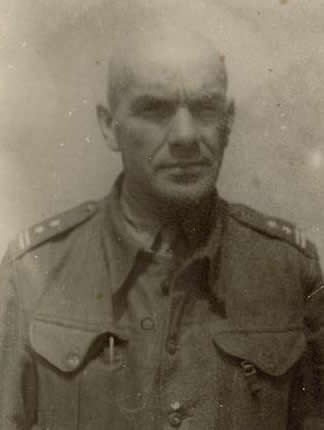 14 V 1943 w Sielcach nad Oką sformowano 1 Warszawską Dywizję Piechoty im. Tadeusza Kościuszki dowodził Zygmunt Berling