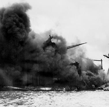 Gospodarka amerykańska rozpoczęła przygotowania do wojny dopiero po pokonaniu przez Niemców Francji w lipcu 1940