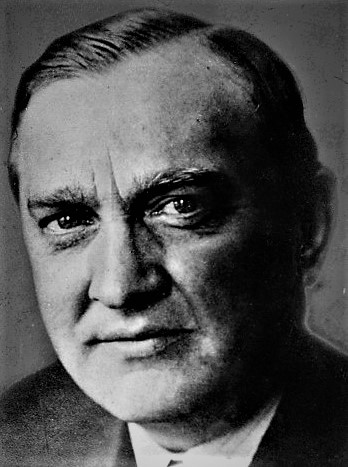 W 1937 do Lwowa przyjechał prof. John von Neumann, zaproponował Banachowi pracę w USA