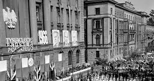 W 1966 roku w czasach Gomułki 1000-lecie chrztu Polski (1000-lecie powstania państwa)