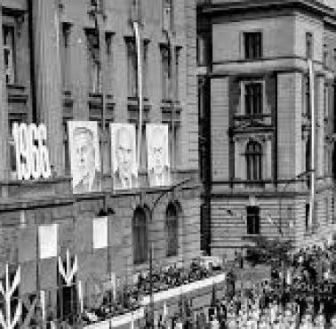 W 1966 roku w czasach Gomułki 1000-lecie chrztu Polski (1000-lecie powstania państwa)
