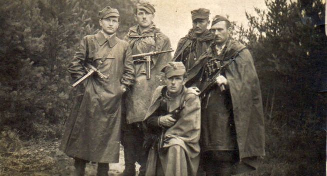 3 VI 1945 Polscy Powstańcy z oddziału ROAK śp.Wiktora Zacheusza Nowowiejskiego ps.„Jeż”