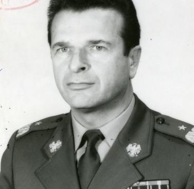 Cz.Kiszczak i palenie dokumentów Kościoła