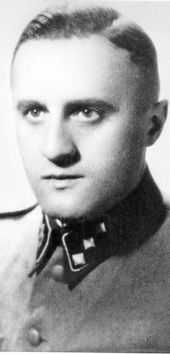 SS-Hauptsturmführer Alfred TRZEBINSKI, Polak niemieckiego pochodzenia, lekarz obozowy na Majdanku