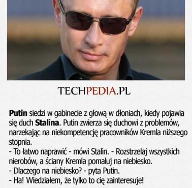 Putin siedzi w gabinecie z głową w dłoniach, kiedy pojawia  się duch Stalina. Putin zwierza się duchowi z problemów ...