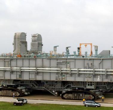 Crawler-transporter
