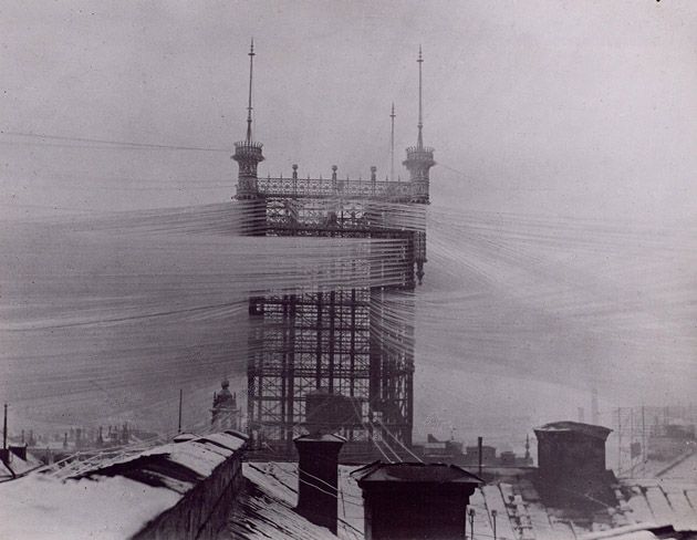 Sztokholm (1887) wieża telefoniczna łącząca 5000 linii telefonicznych.