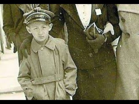 17.04.1943 Niemcy zastrzelili Zenka Borowskiego-13-letniego harcerza,który ratował polskie książki przez zniszczeniem