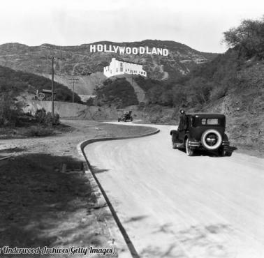 Widok na napis Hollywood, wcześniej była to reklama osiedla Hollywoodland.