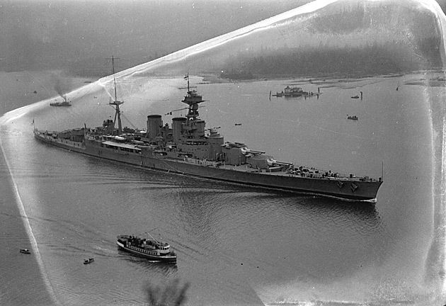 Duma brytyjskiej floty pancernik HMS Hood