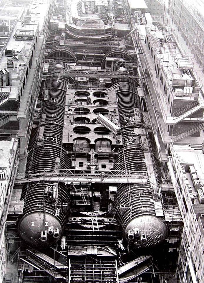 Sowiecki okręt podwodny o napędzie atomowym Akula podczas budowy