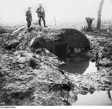 Tak wyglądały niemieckie bunkry i okopy podczas Bitwy pod Passchendaele (Francja).