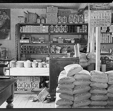 Amerykański sklep ze wszystkim (Moundville, Alabama, USA)